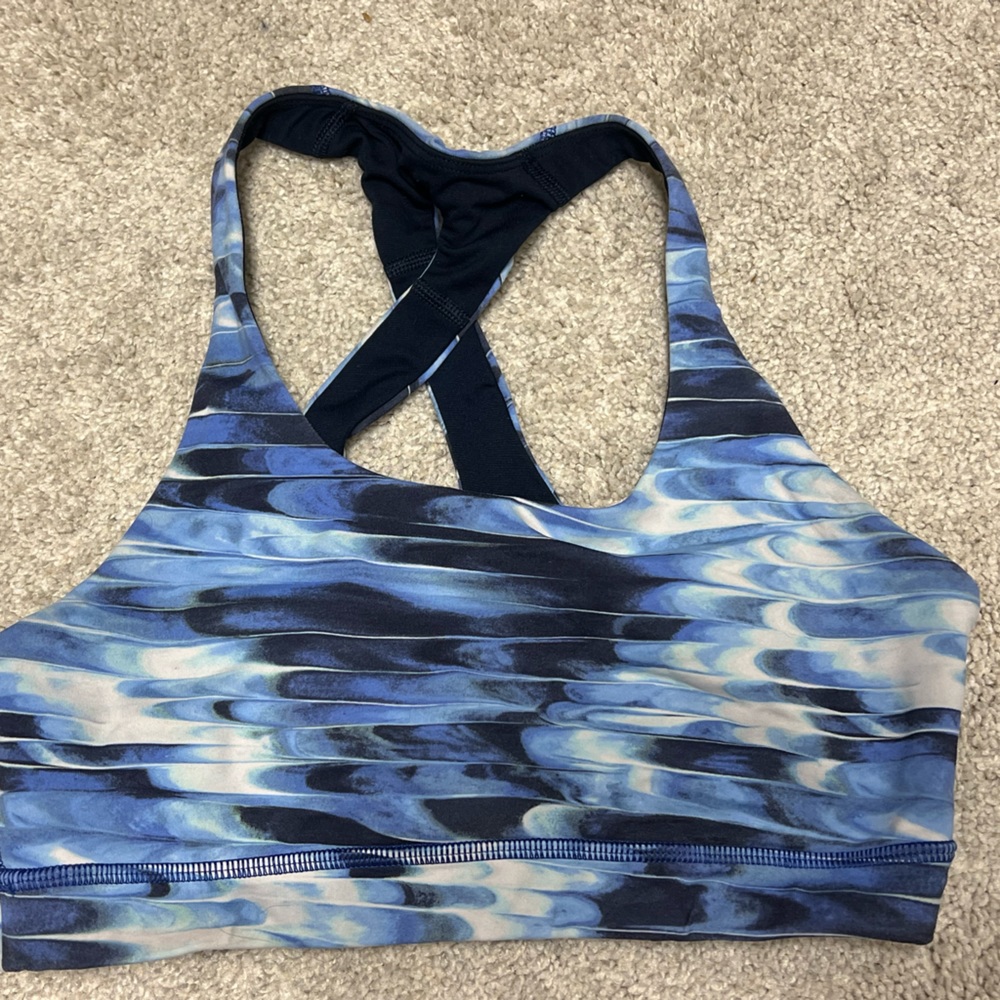 Lululemon time to sweat bra. Size 6